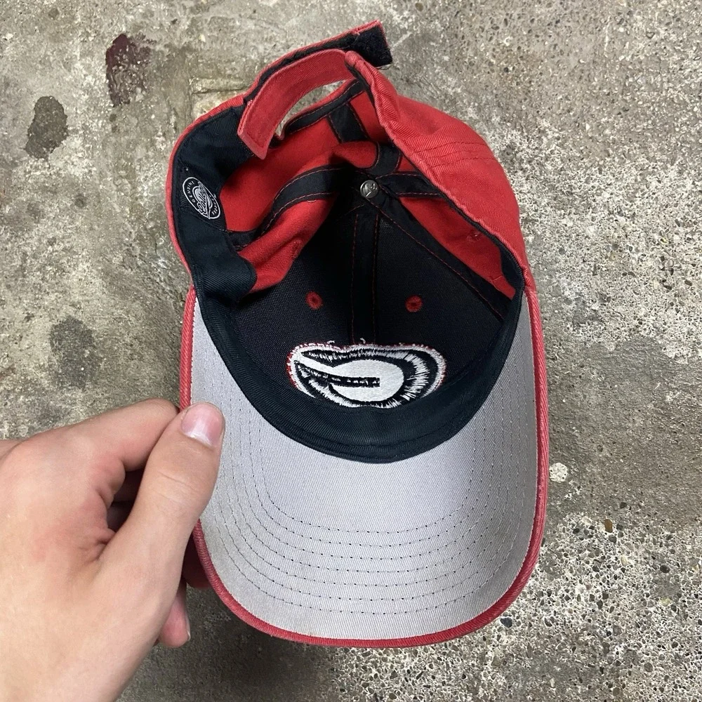 Vintage Georgia Bulldogs Cap Strap Back Adjustable Red College NCAA Graphic